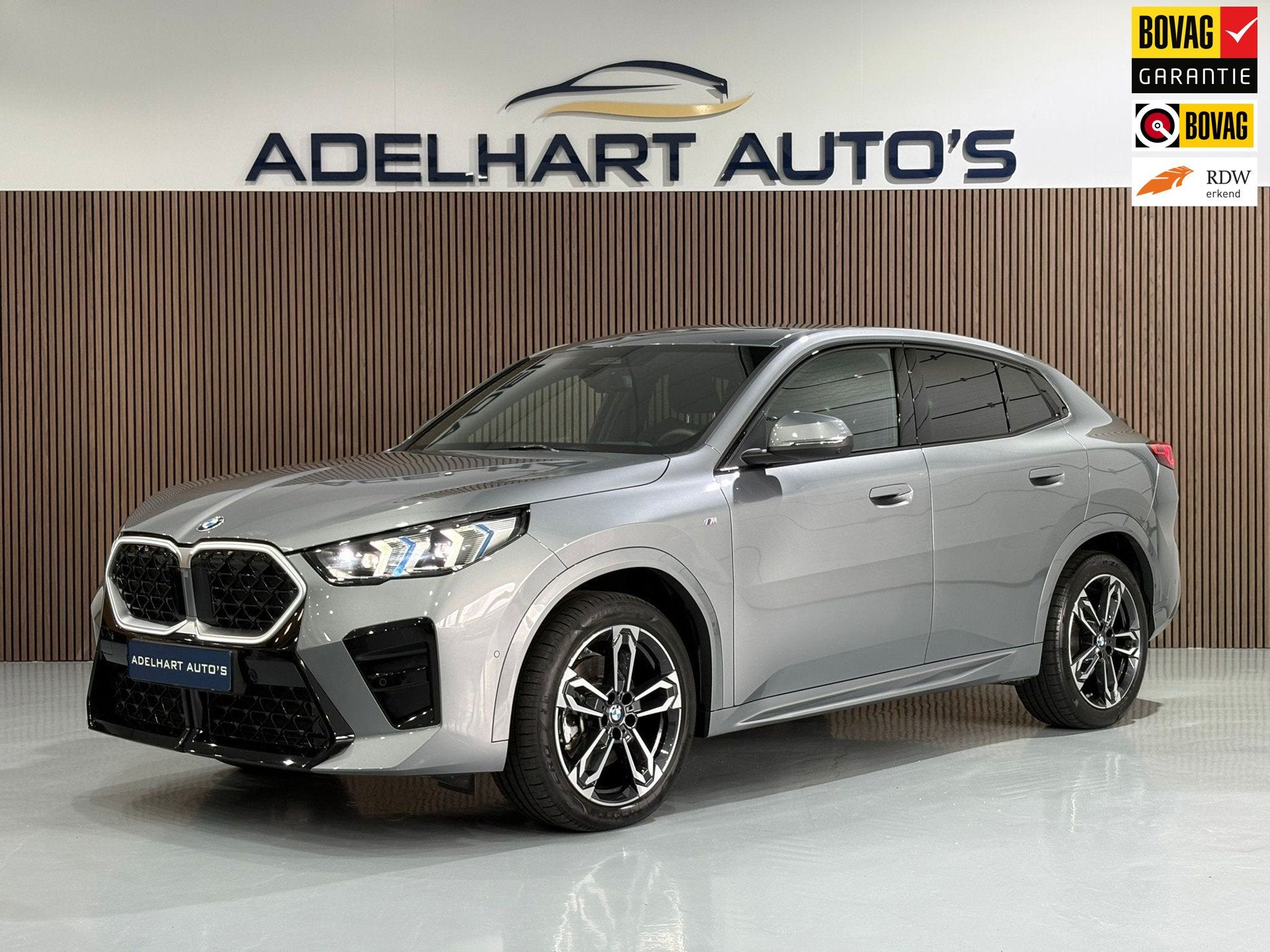 BMW X2 SDrive20i M Sport 170 PK Mild Hybride Nieuw Model / H, Auto's, BMW, X2, Gebruikt, Zwart, Bedrijf