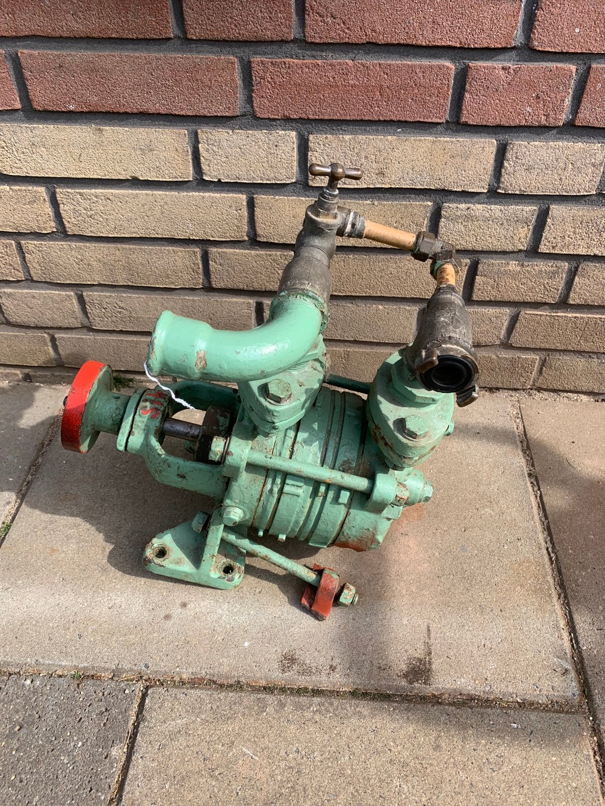Sihi waterpomp voor onderdelen., Ophalen, Gebruikt