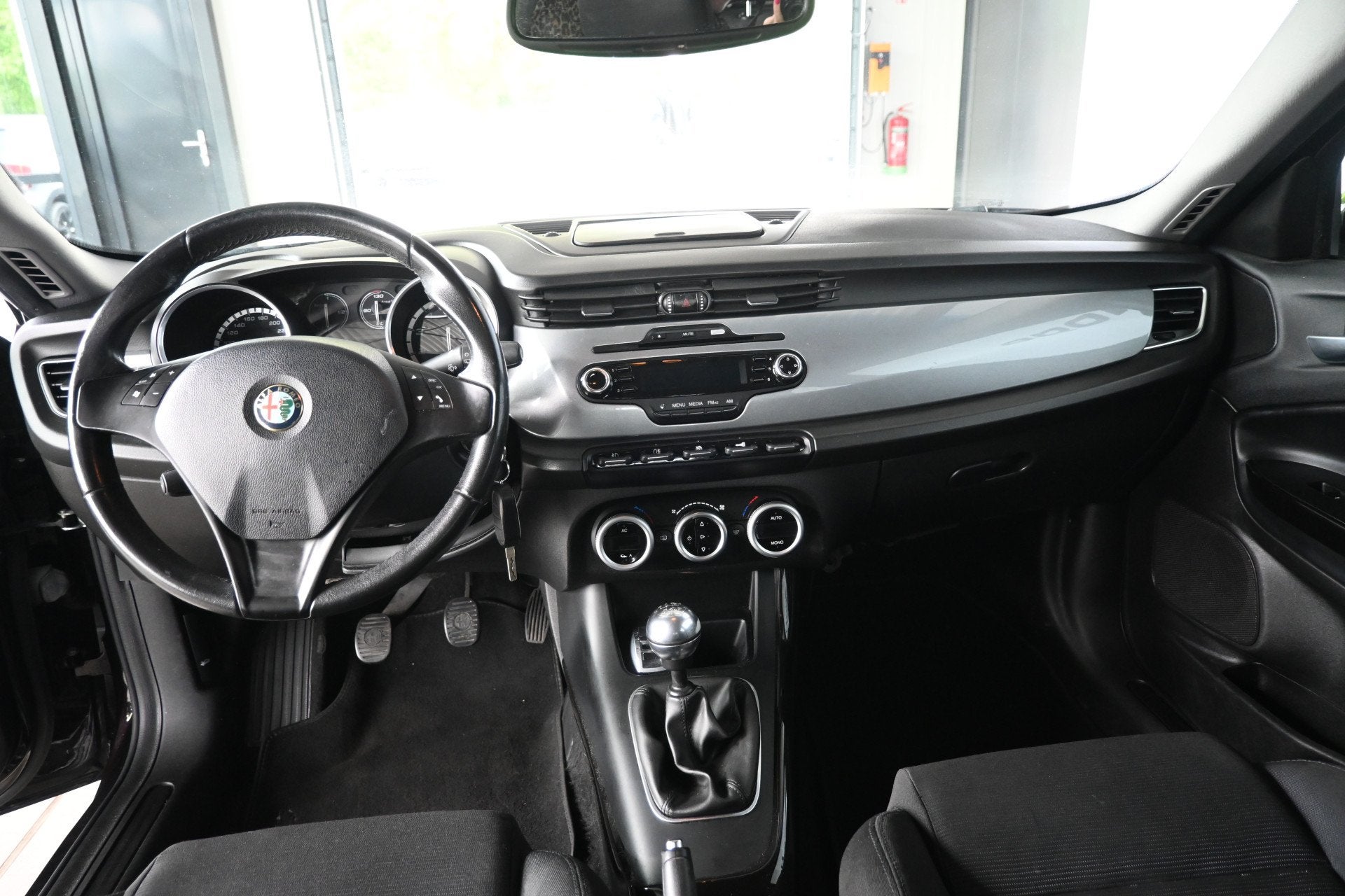 Alfa Romeo Giulietta 1.4 T Progression Clima Cruise Control, Voorwielaandrijving, Euro 5, Stof, Gebruikt