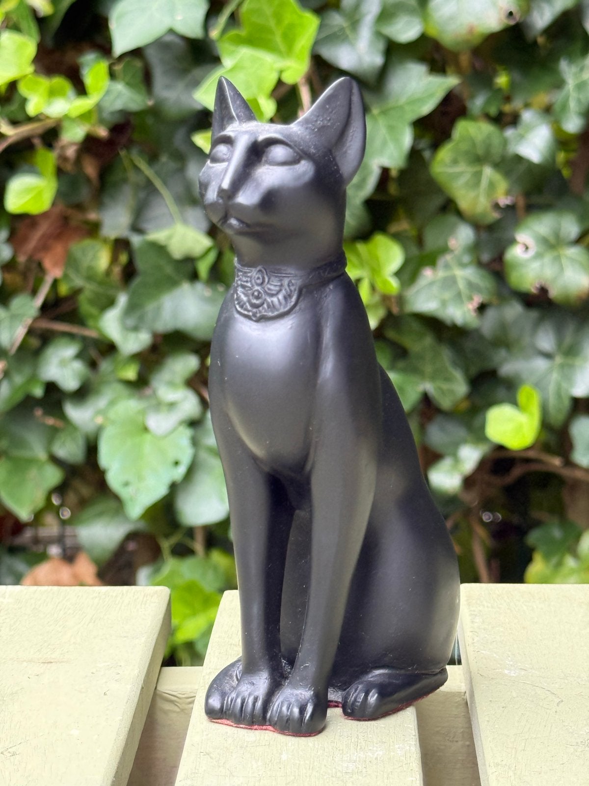 Bastet - Zwart Kattenbeeldje - 14 cm hoog, Verzamelen, Beelden en Beeldjes, Ophalen of Verzenden, Gebruikt, Dier