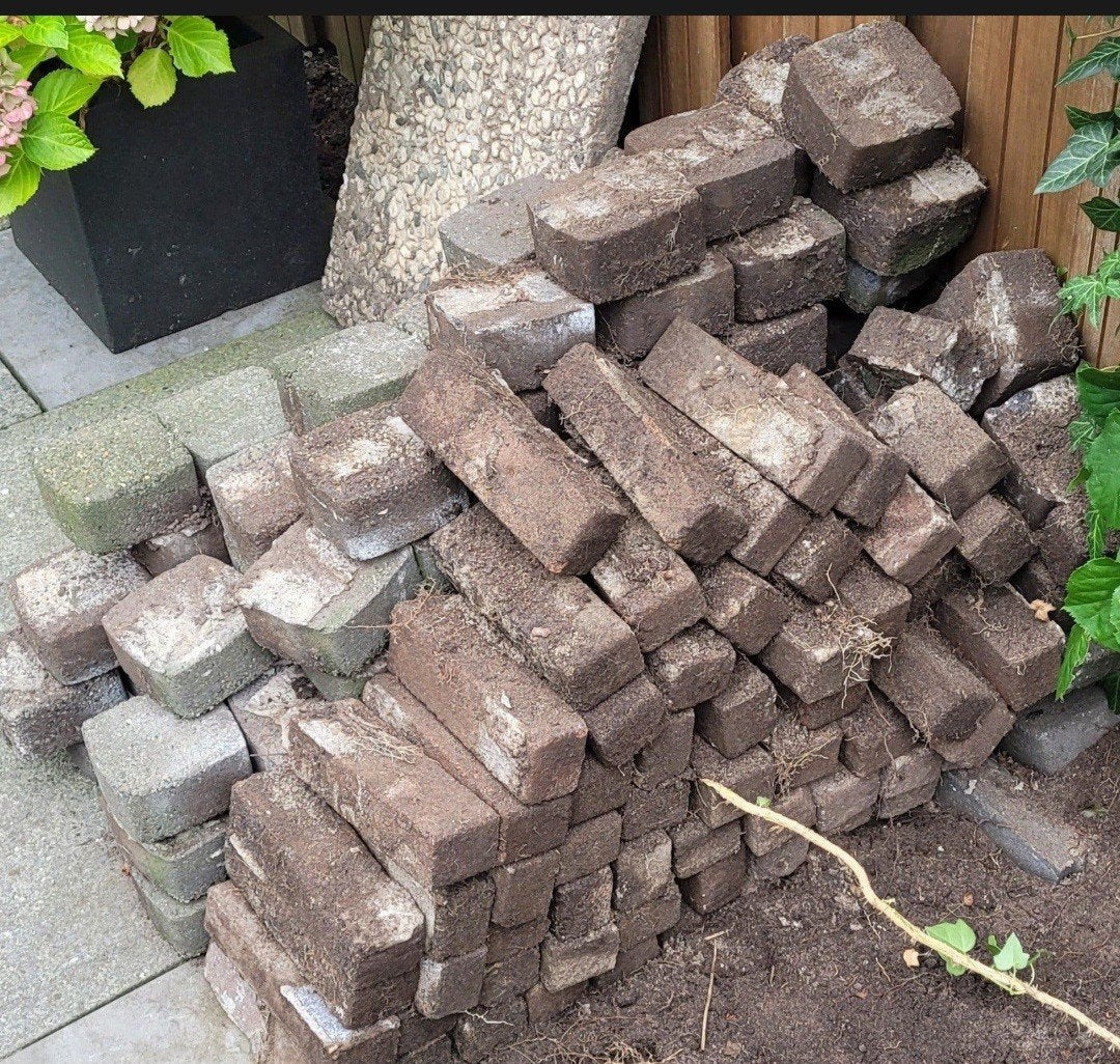 Gratis af te halen: Gebruikte stenen voor border/project, Tuin en Terras, Ophalen, Gebruikt, Border, Beton