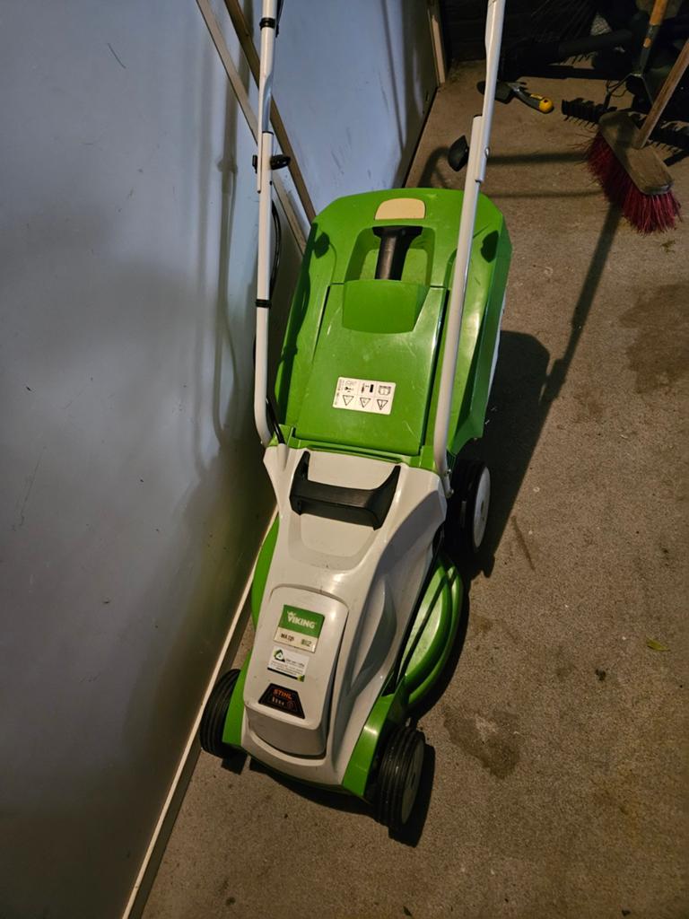 Stihl, Viking MA 235 Accu Grasmaaier, Ophalen, Cirkelmaaier, Viking / Stihl, Minder dan 30 cm