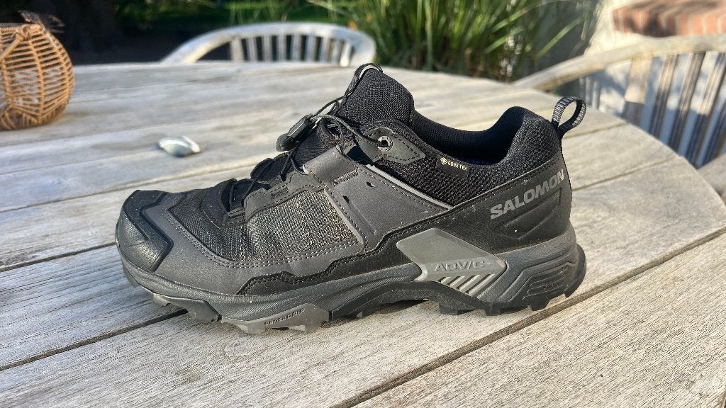 Salomon X Ultra 5 GORE-TEX schoenen zwart intens (42), Salomon, Zwart, Zo goed als nieuw, Wandelschoenen