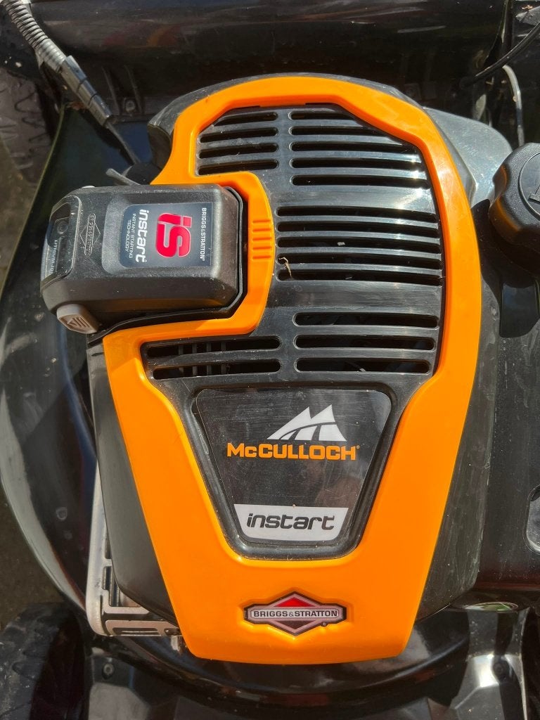 Mc CULLOCH benzine maaier, Tuin en Terras, Ophalen, Briggs & Stratton, Zo goed als nieuw, Benzine-grasmaaier