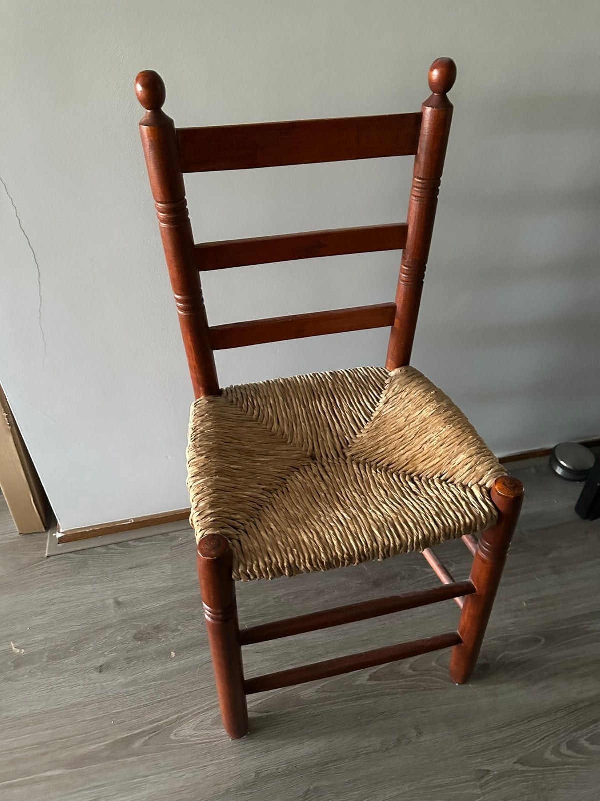 Houten stoeltjes 2 stuks, Ophalen