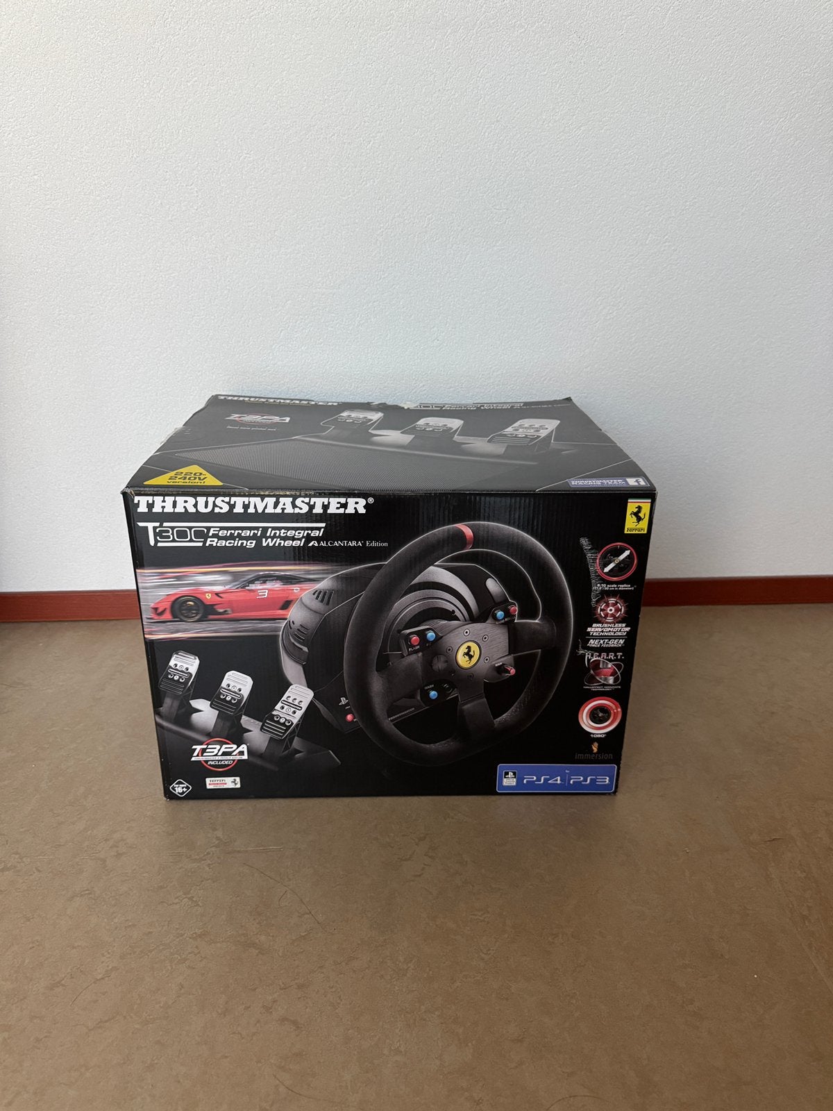 T300 Ferrari Integral Racing Wheel Alcantara Edition, Ophalen, Zo goed als nieuw, PlayStation 1