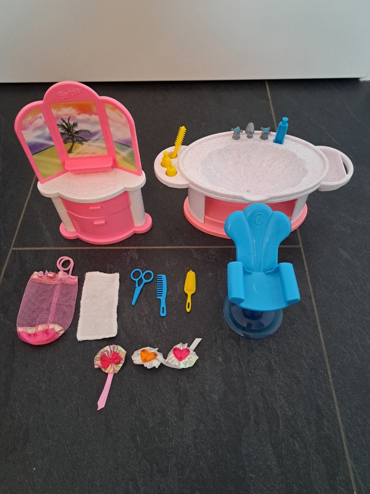 Hula hair shampoo 'n style barbie kapsalon vintage, Ophalen of Verzenden, Zo goed als nieuw, Barbie