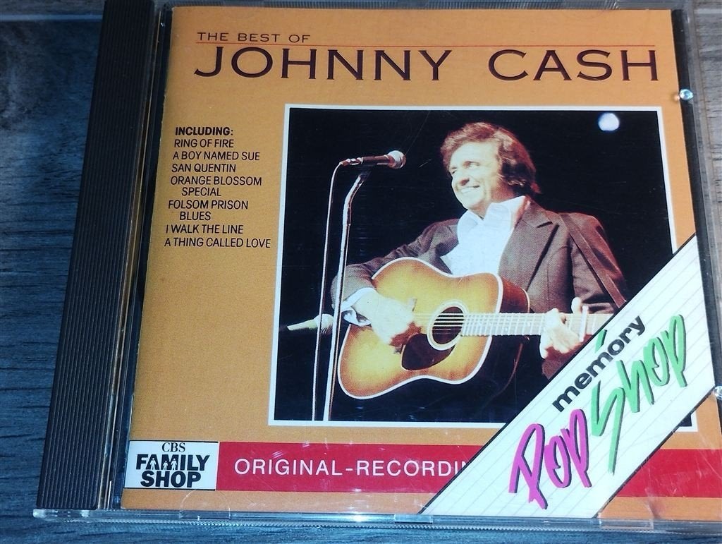Johnny Cash - The Best Of Johnny Cash [Pop Shop], Ophalen of Verzenden, Zo goed als nieuw