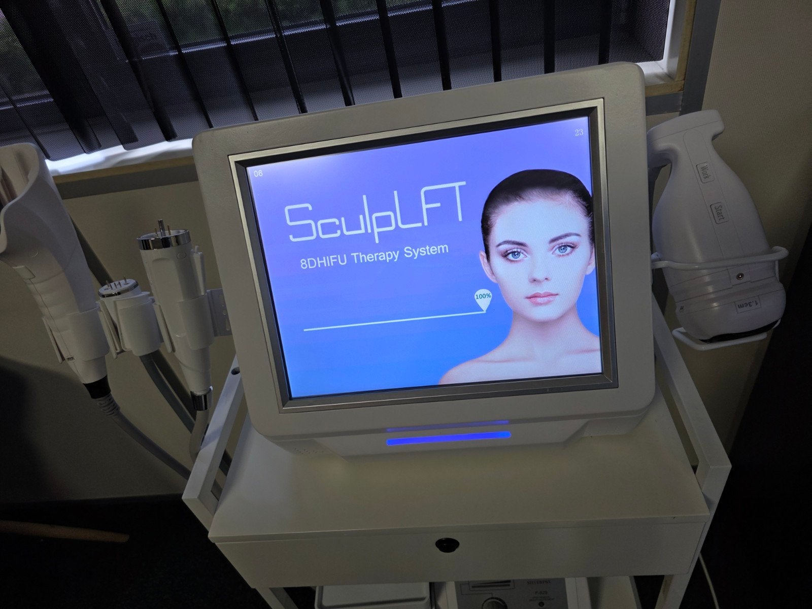 Hifu en microneedling apparaat, Ophalen of Verzenden, Overige typen
