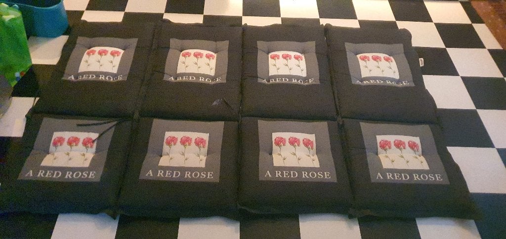 Hartman tuistoelkussens 4 stuks A red rose, Tuin en Terras, Ophalen, Zo goed als nieuw, Kunststof