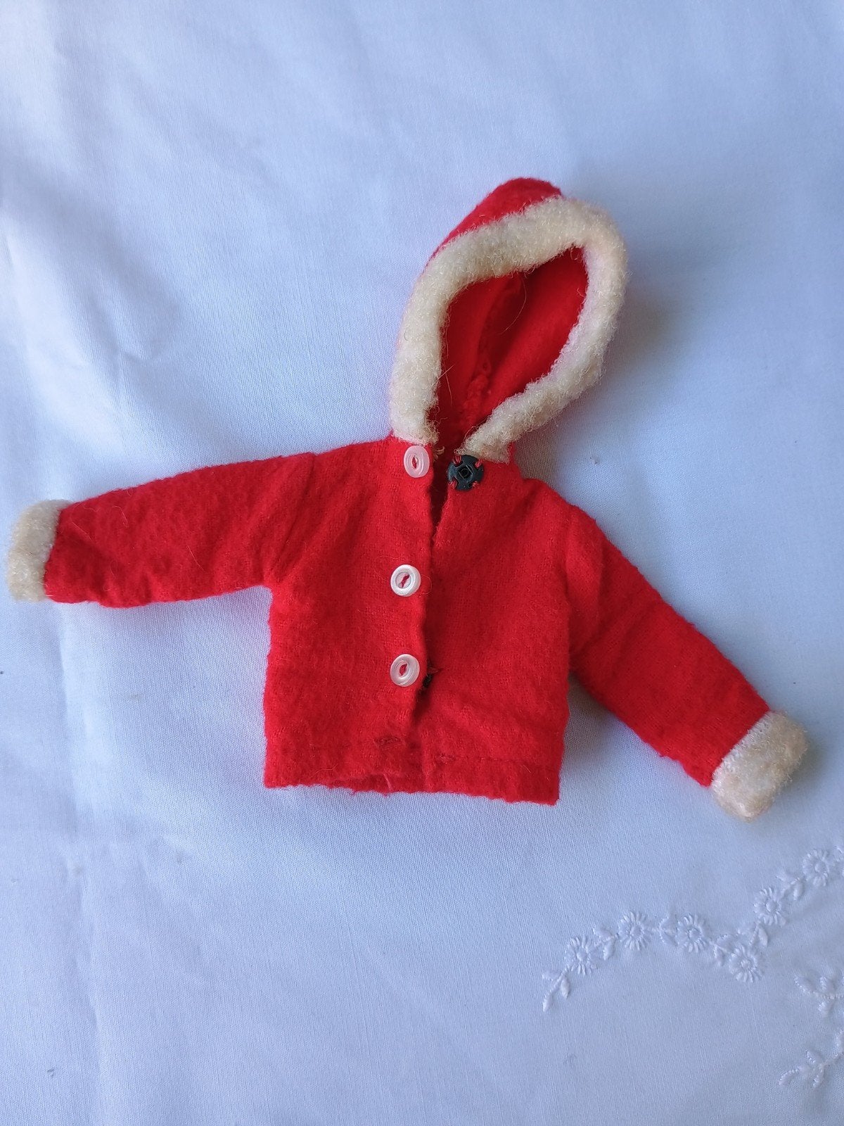 Oud rood barbie jasje, Ophalen of Verzenden, Gebruikt, Kleertjes