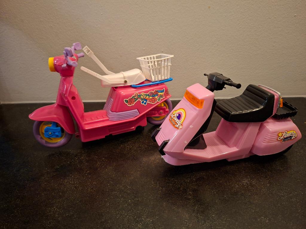 vintage barbie scooters Daisy Mary Quant, Ophalen of Verzenden, Gebruikt, Accessoires