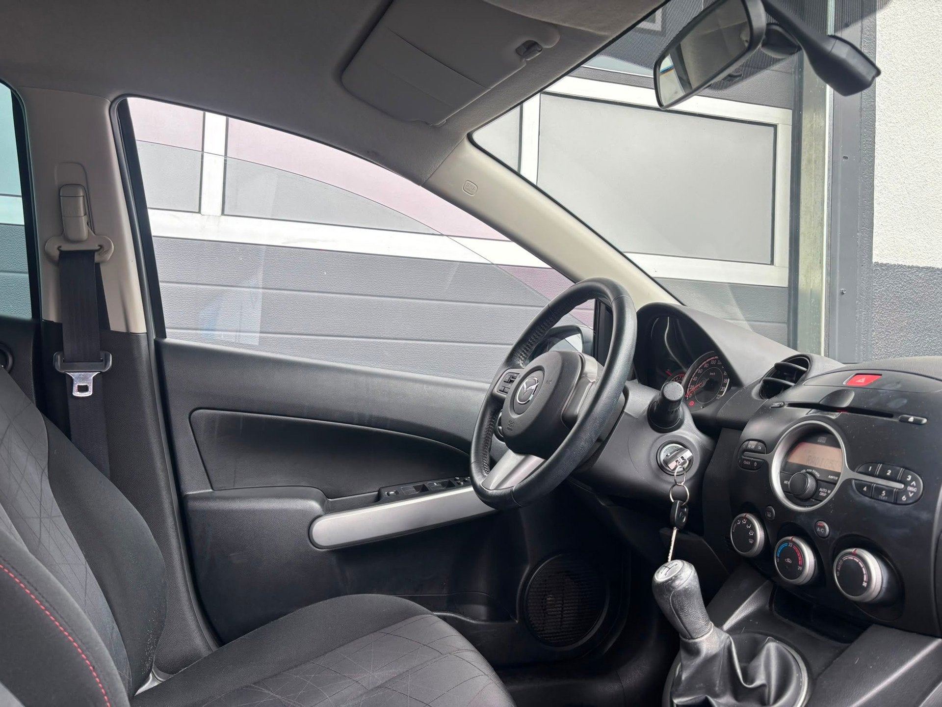 Mazda 2 1.3 Hanabi | AIRCO | 71.210 km | ZUINIG | NL AUTO, Voorwielaandrijving, Euro 5, Gebruikt, 31 €/maand