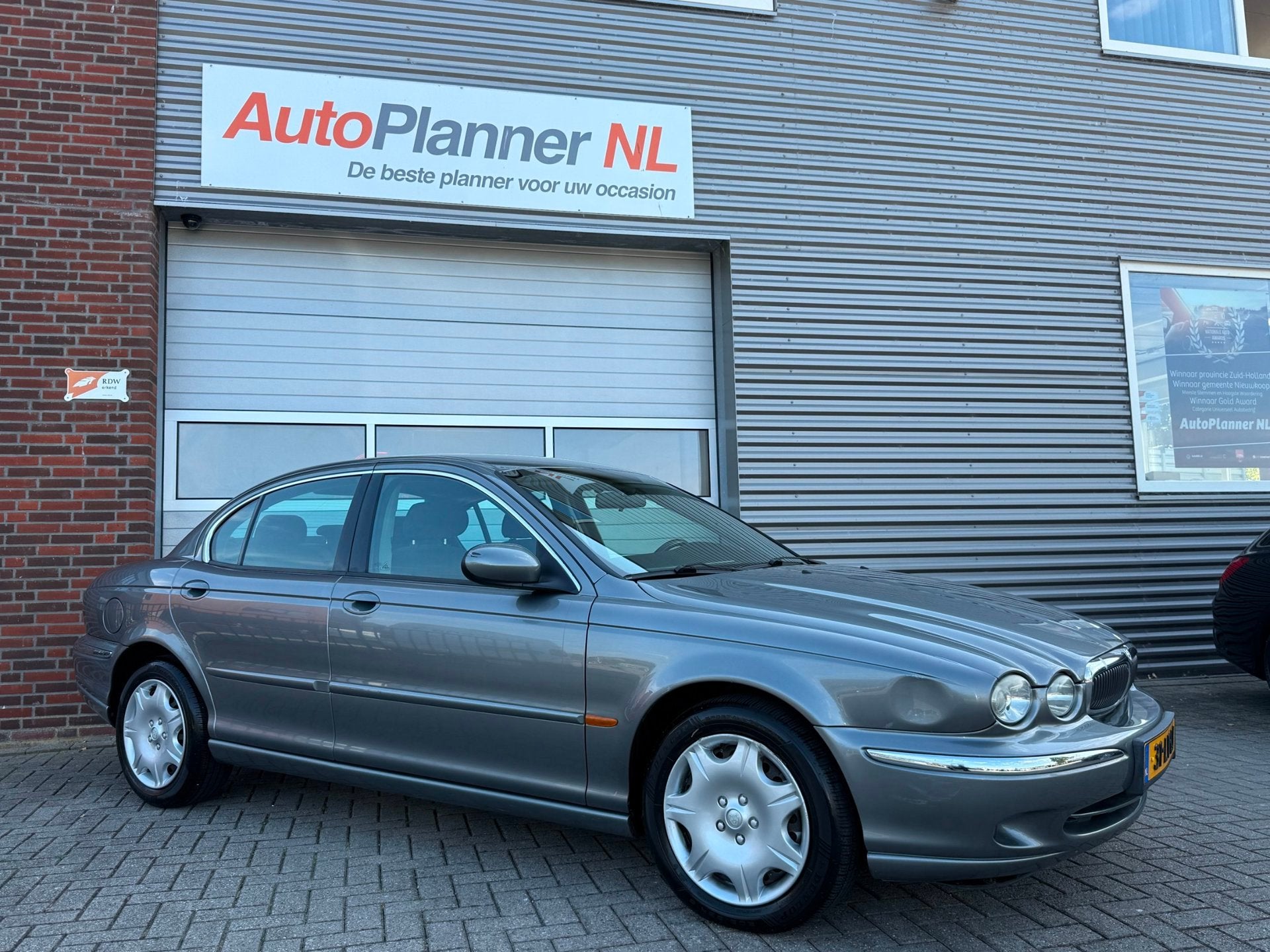 Jaguar X-type 2.0 V6 Business Edition! Clima! Cruise!, Auto's, Jaguar, Voorwielaandrijving, 730 kg, Gebruikt, Zwart
