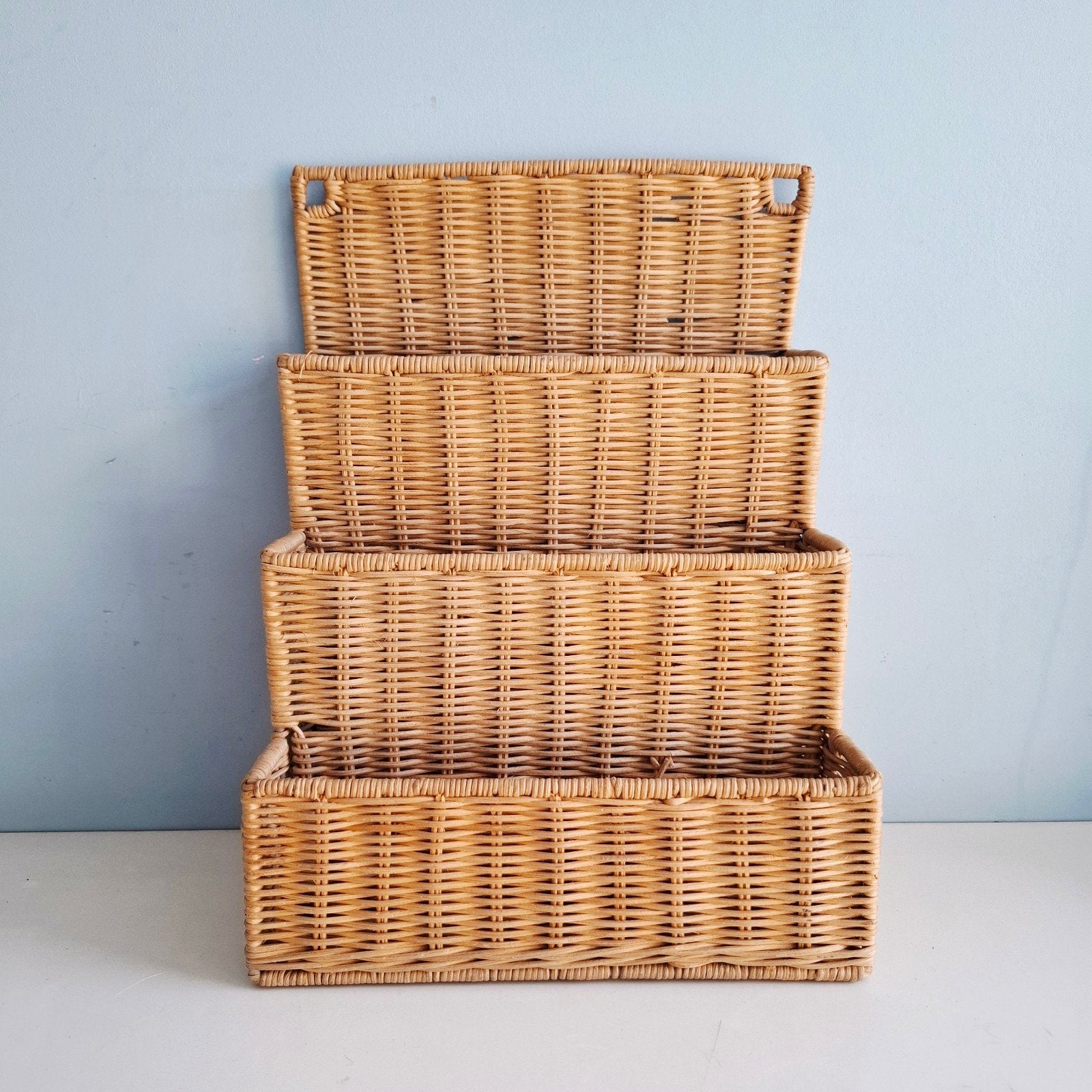 Vintage rotan organizer, Gebruikt, Onbekend, Ophalen of Verzenden, Onbekend