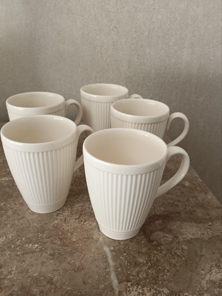 Wedgwood Windsor mokken., Huis en Inrichting, Keuken | Servies, Ophalen of Verzenden, Zo goed als nieuw, Wedgwood, Kop(pen) en/of Schotel(s)