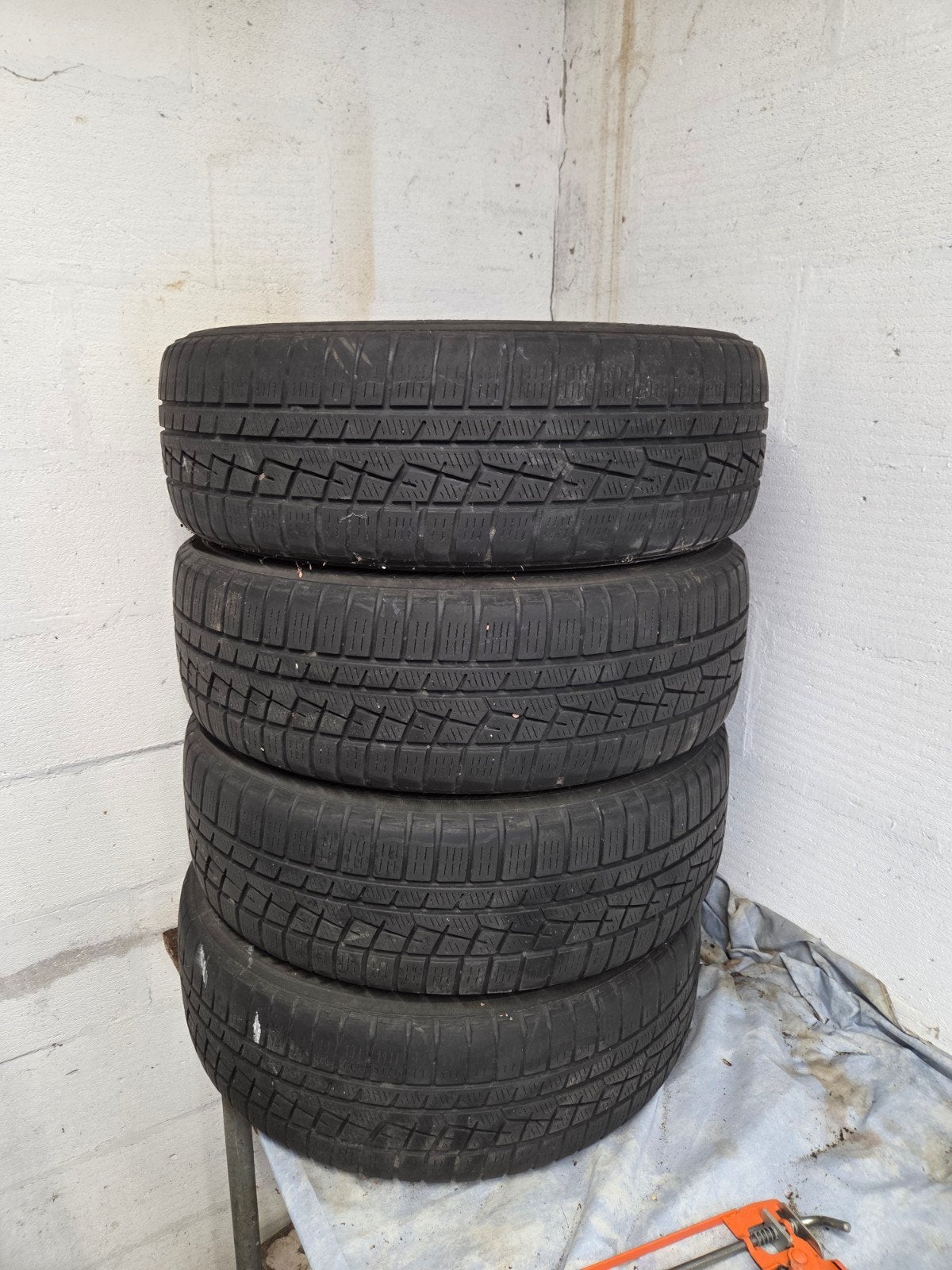 Yokohama Winterbanden op stalen velg - 195/60R16, Ophalen, Gebruikt