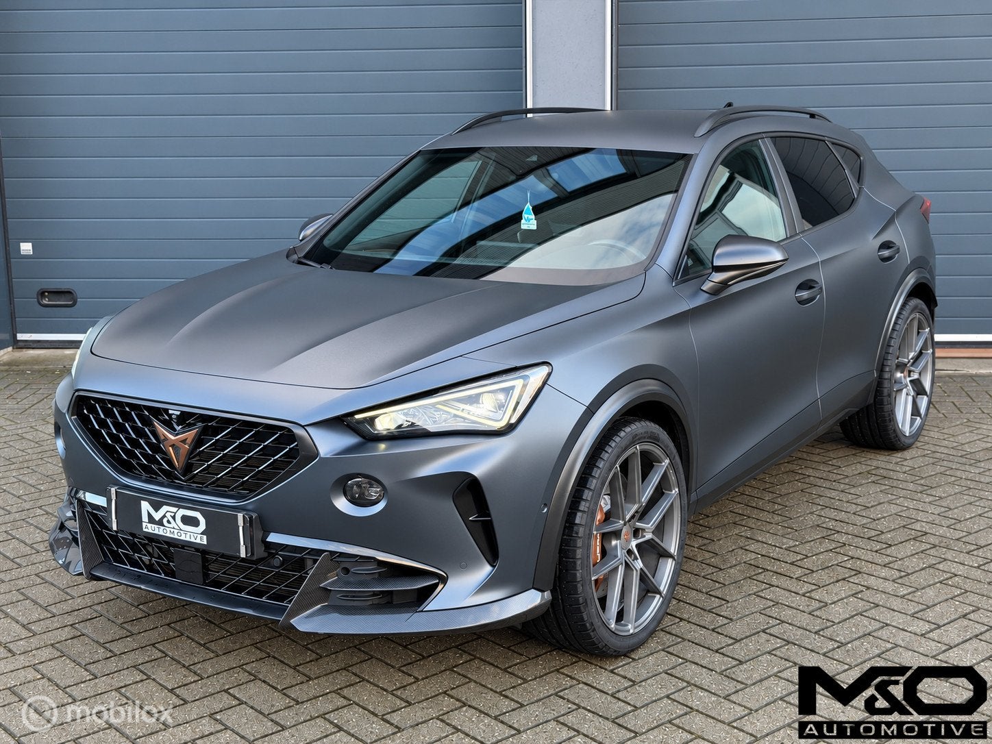 CUPRA Formentor 2.5 TSI VZ5 | SCHAAL| 360 |KEYLESS | BEATS |, Auto's, Automaat, Gebruikt, Verwarmde buitenspiegels, Leder