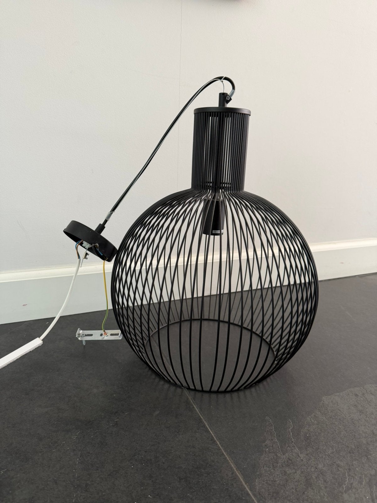 Ronde zwarte hanglamp 30cm, Huis en Inrichting, Ophalen of Verzenden, Zo goed als nieuw