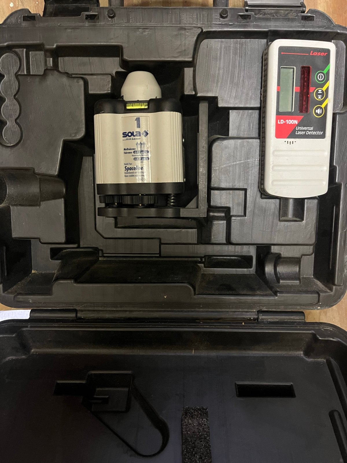 Sola SpaceLine 1 Laser Waterpas met LD-100N Detector, Ophalen, Gebruikt