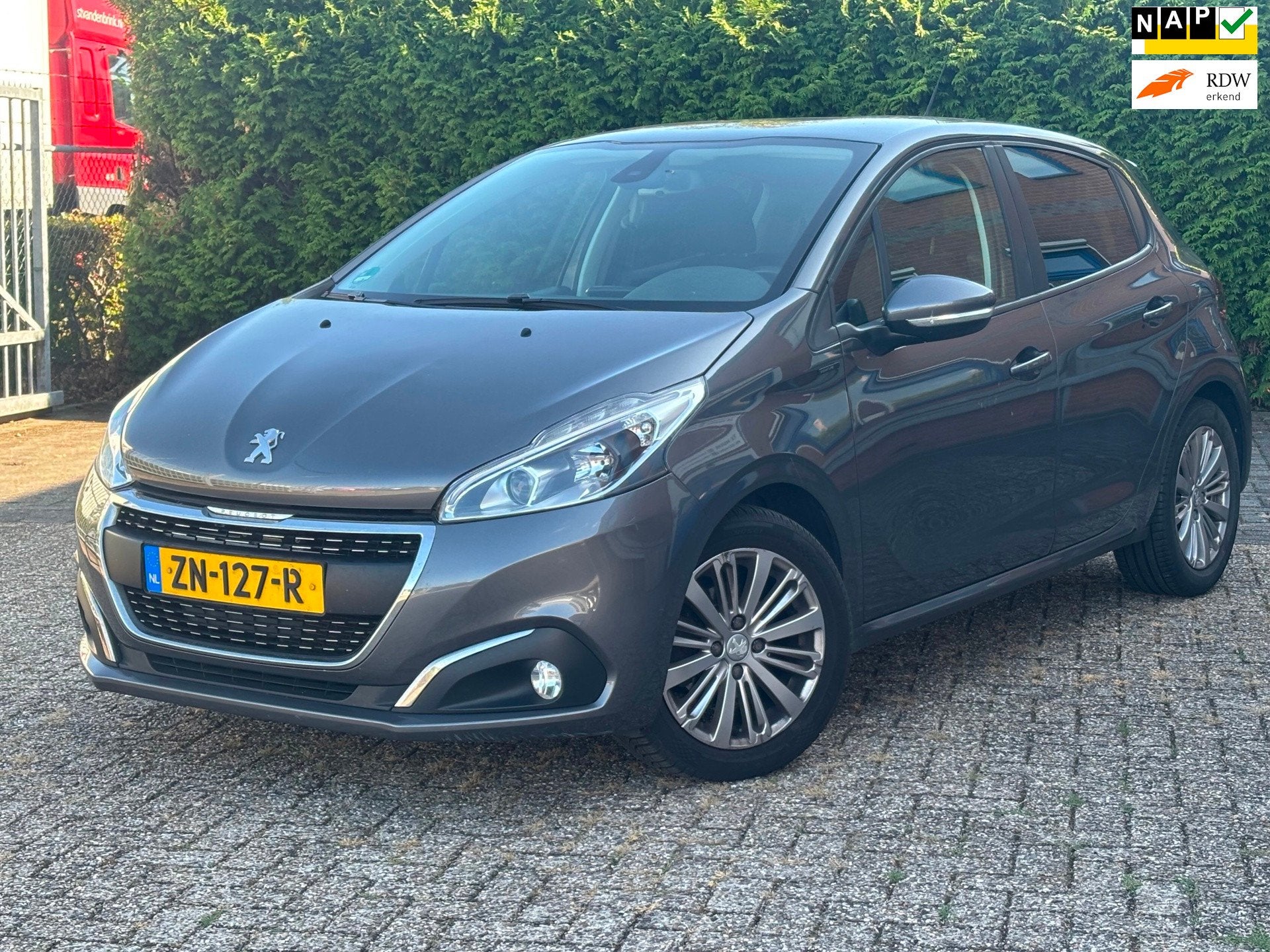 Peugeot 208 1.2 PureTech Signature, Nap, Nwe Apk, Airco, Ele, Auto's, 83 pk, Euro 6, 1199 cc, Origineel Nederlands