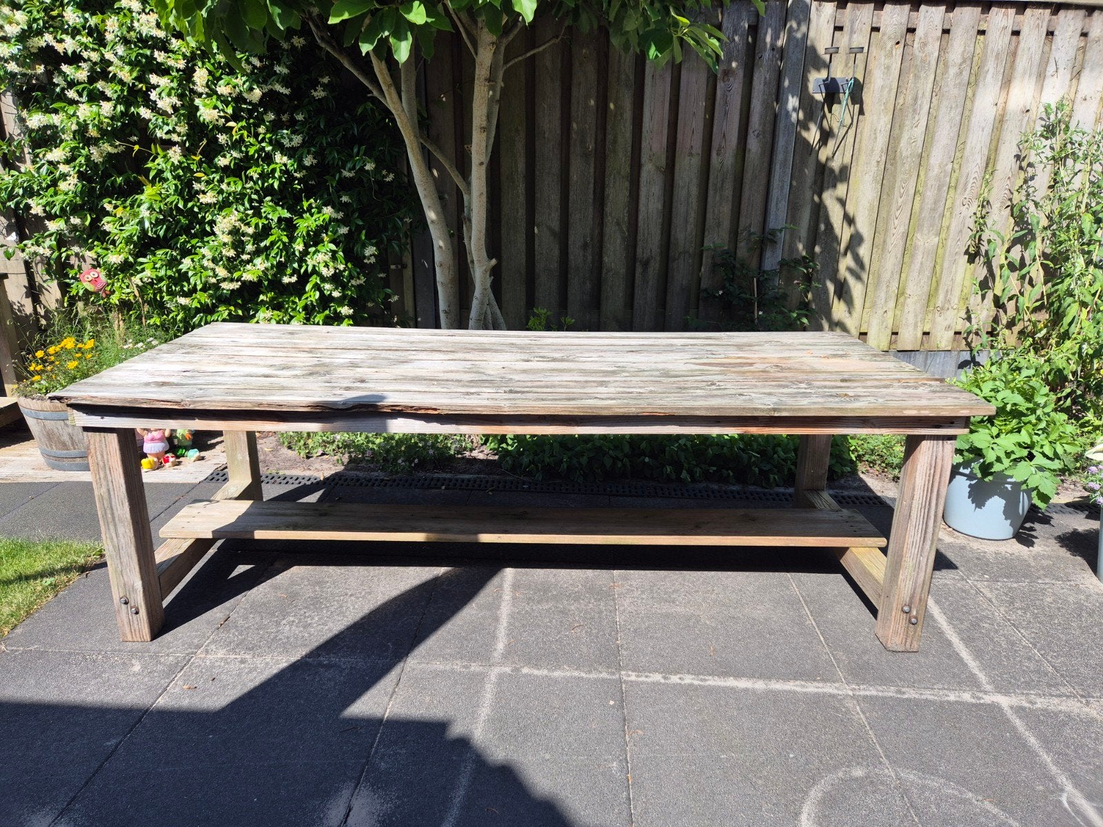 GRATIS robuuste houten tafel 240 cm - Ideaal voor keet, Ophalen of Verzenden, Gebruikt, Rechthoekig, Hout