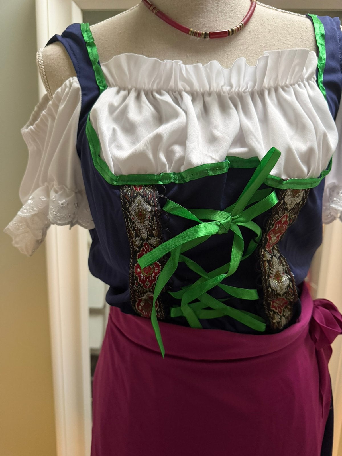 Oktoberfest Dirndljurkje ( xl), Maat 46/48 (XL) of groter, Nieuw, Ophalen of Verzenden, Overige thema's