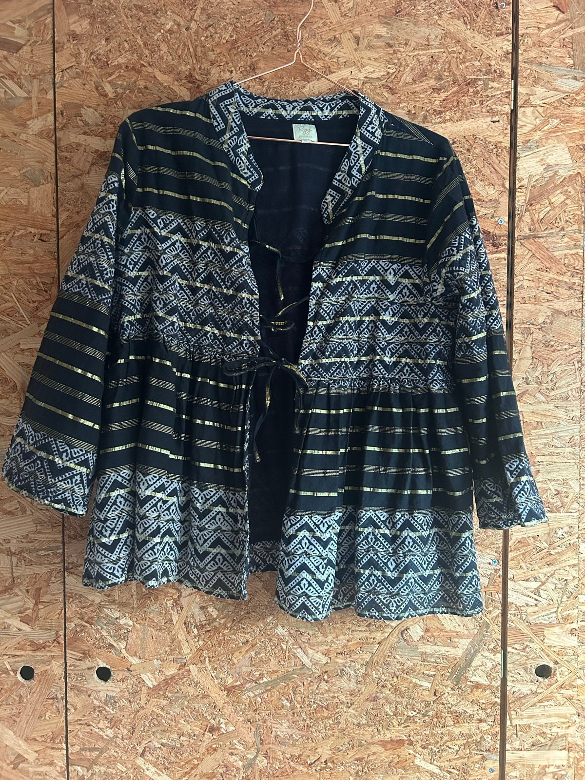 RYY Australia jasje met strikjes en boho print, goud XL, Ophalen of Verzenden, Zo goed als nieuw, Maat 46/48 (XL) of groter, Zwart