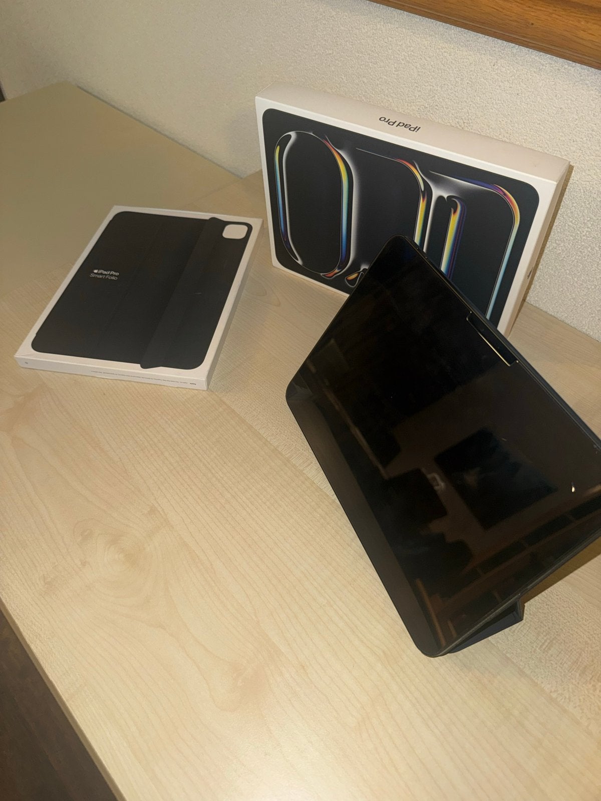 Apple iPad Pro 11 inch (2024) 256GB Wi-Fi + Smart Folio, Computers en Software, Apple iPads, Ophalen, Blauw, 11 inch, Zo goed als nieuw