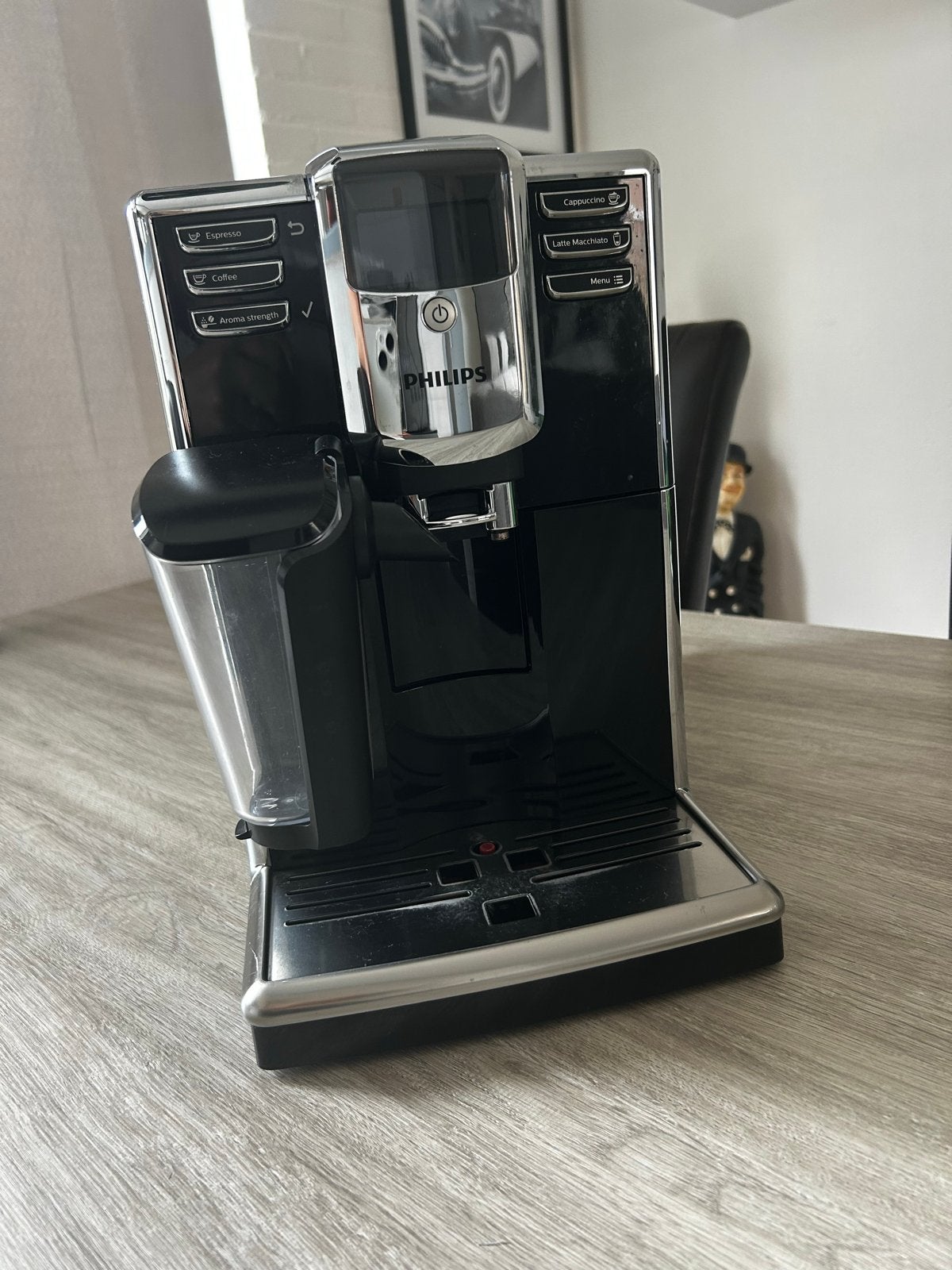 Philips Latte Go EP5330/10, Ophalen, Afneembaar waterreservoir, 10 kopjes of meer, Koffiemachine