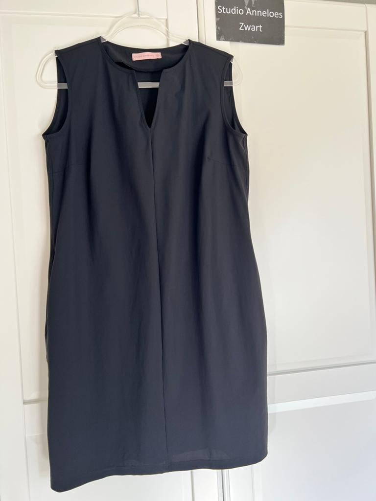 Studio anneloes caro summer jurk M zwart travelstof, Kleding | Dames, Jumpsuits, Maat 38/40 (M), Zwart, Ophalen of Verzenden, Zo goed als nieuw