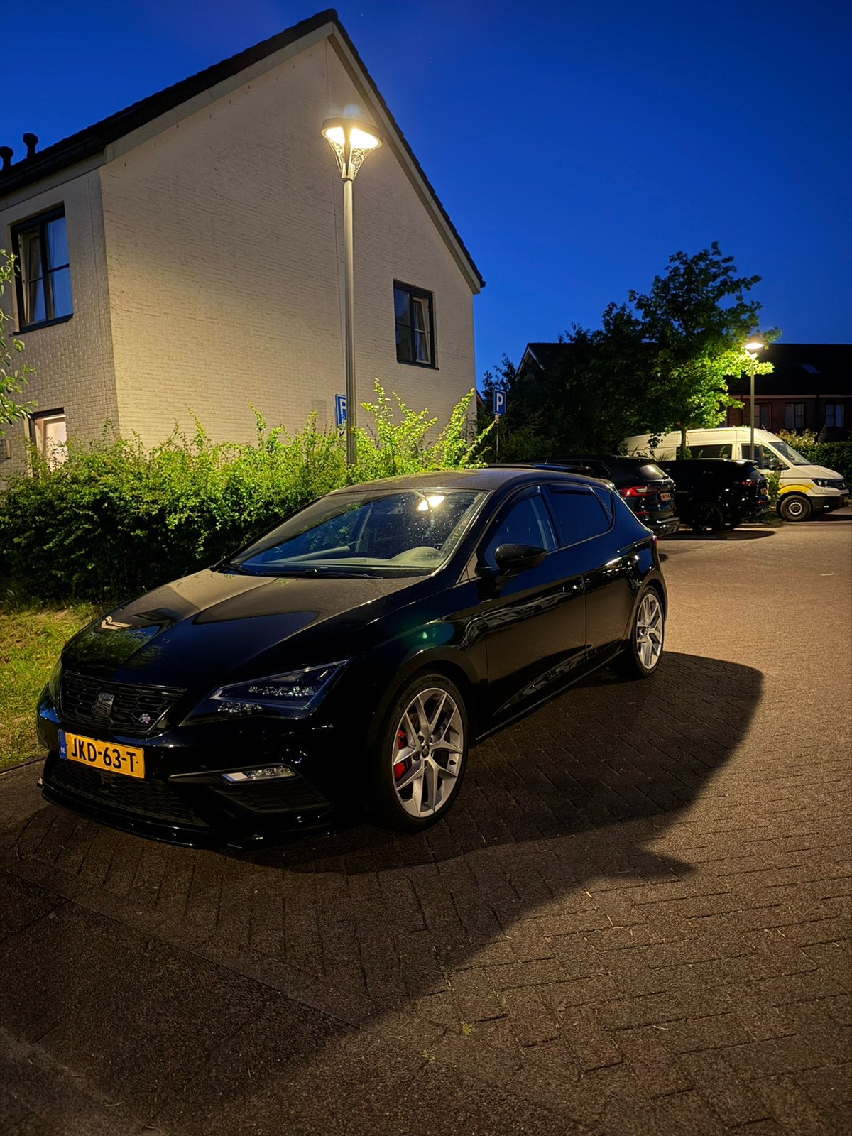 Seat Leon 2.0 TDI FR NIEUW DISTRIBUTIE, Leon, Leder en Stof, Zwart, Diesel