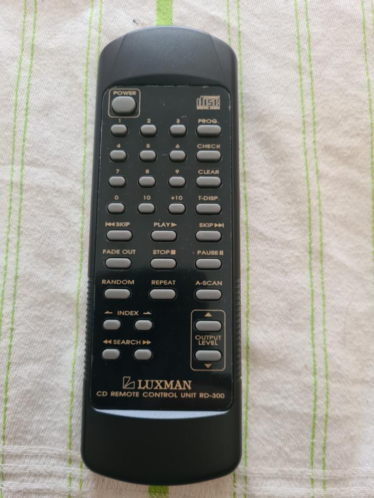 Luxman RD 300 remote, Ophalen