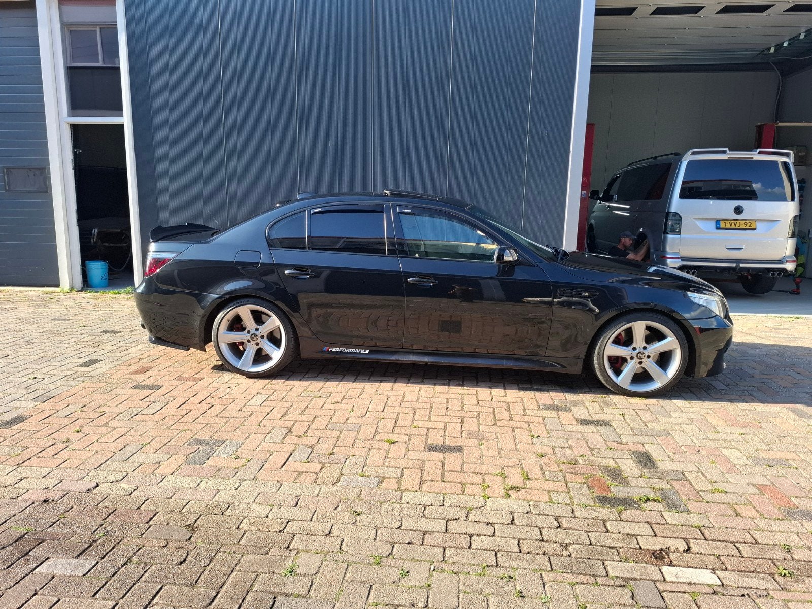 Bmw 545i v8 topstaat, Automaat, Achterwielaandrijving, Leder, Particulier