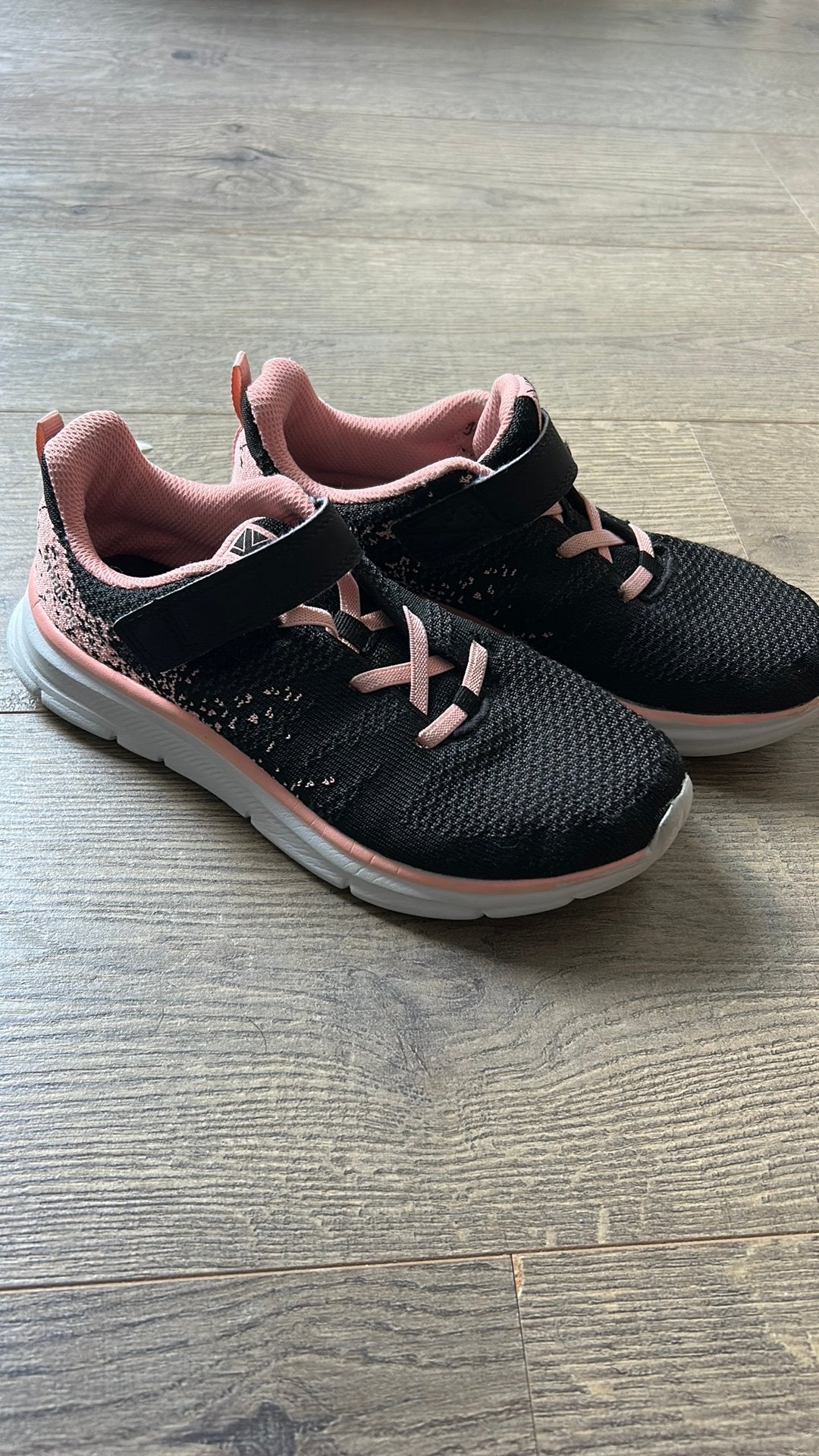 Gymschoenen maat 34, Ophalen, Meisje, Sportschoenen, Zo goed als nieuw