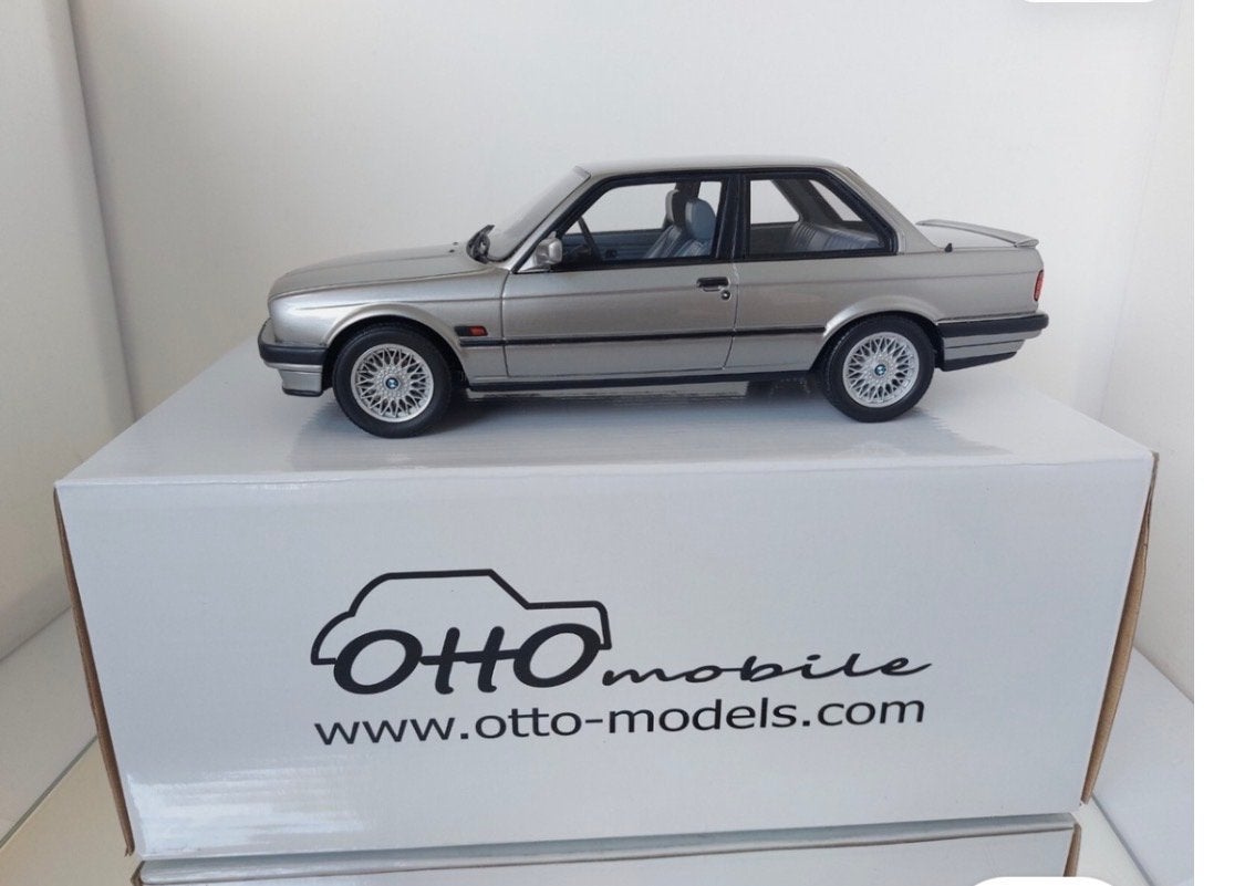 Gezocht: BMW E30 1:18 Otto Mobile modelauto, Ophalen of Verzenden, Zo goed als nieuw, Auto, OttOMobile