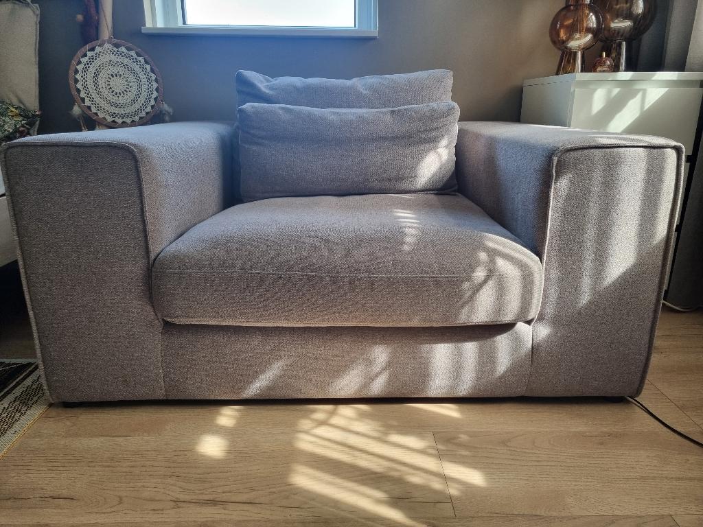 Fauteuil lichtgrijs, Ophalen, 100 tot 125 cm, 125 cm of meer, Zo goed als nieuw