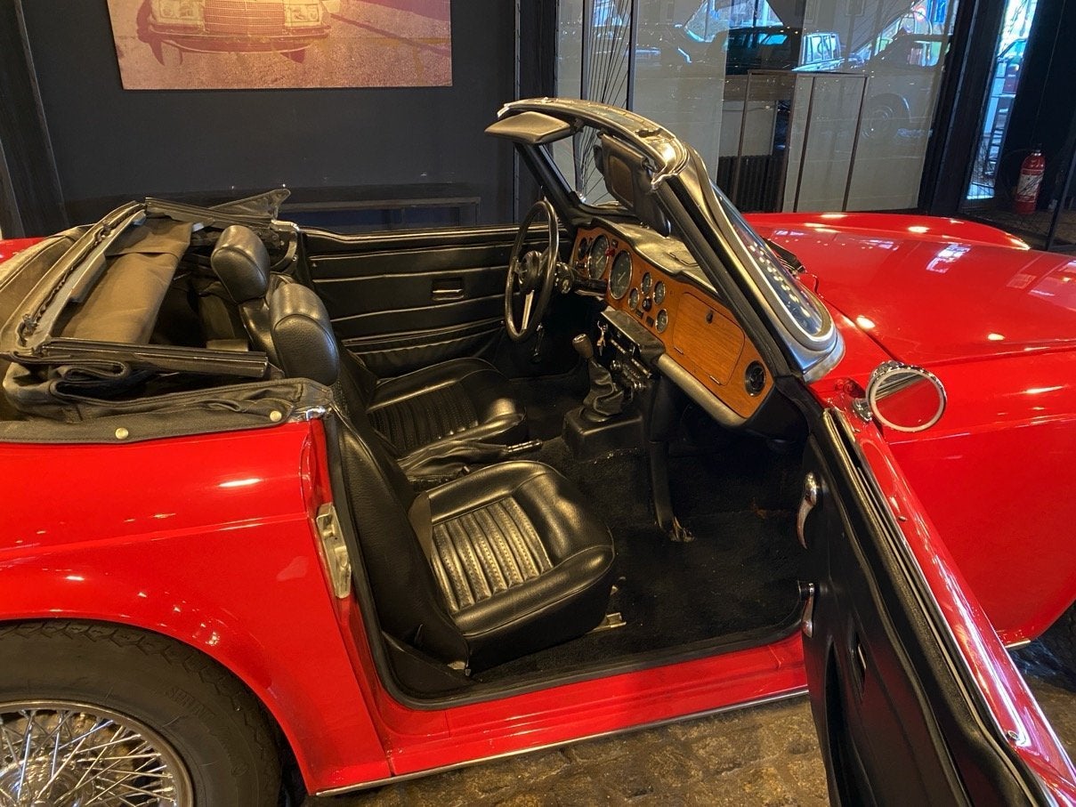 Triumph TR6 (bj 1974), foto 3