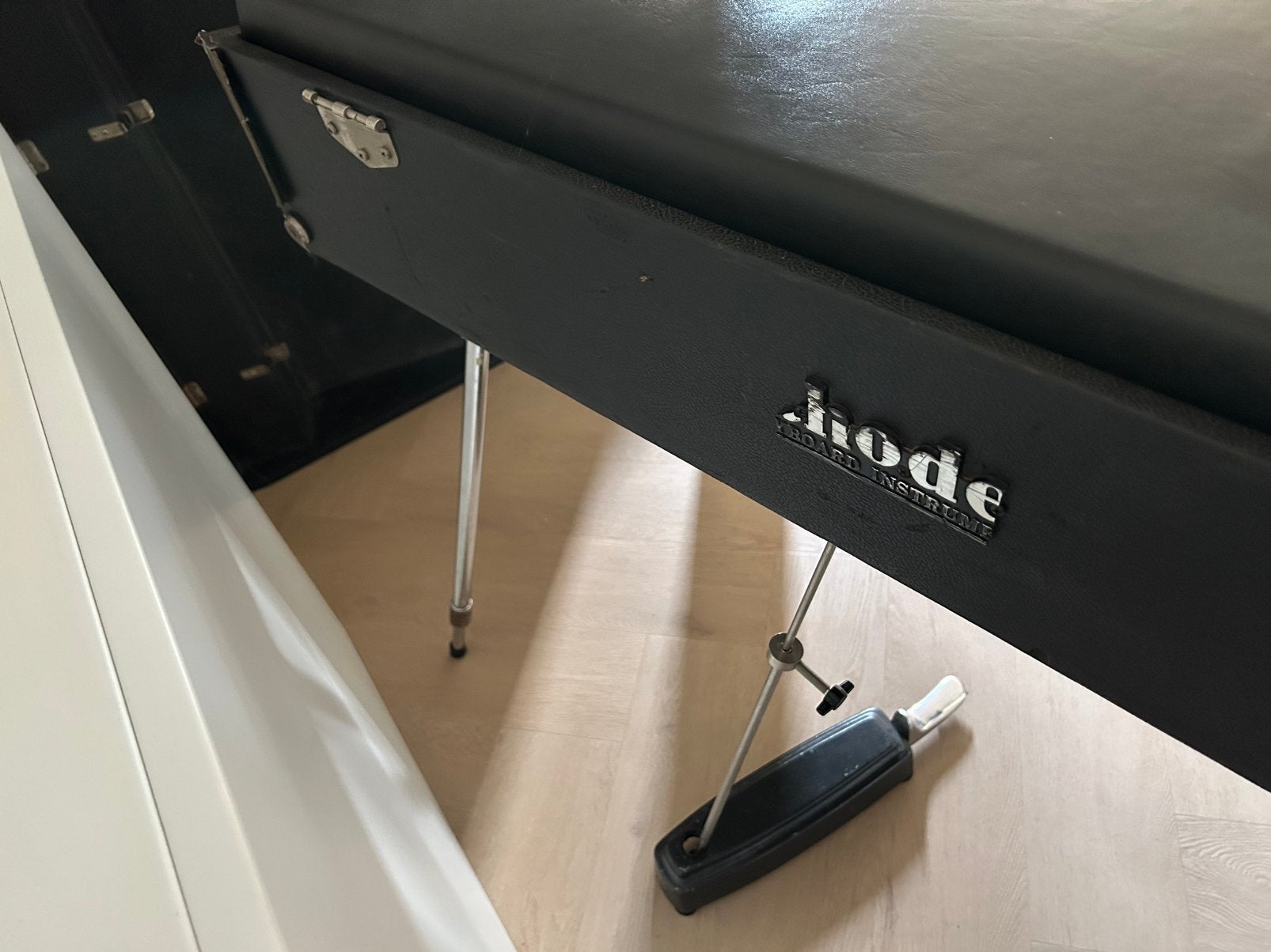 Foto 8 van Rhodes Mark I 73 – Vintage elektrische piano
