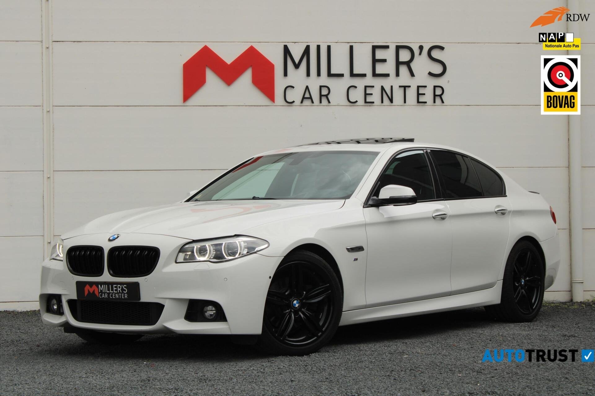 BMW 5-serie 528i Softclose HUD Pano Memory Keyless Schermen, Automaat, Achterwielaandrijving, Gebruikt, 4 cilinders