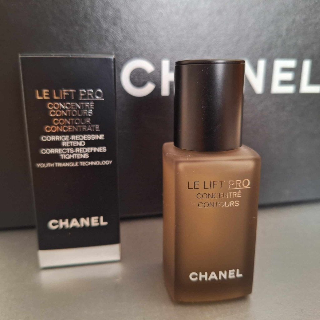 Chanel Le Lift Pro serum, Sieraden, Tassen en Uiterlijk, Uiterlijk | Gezichtsverzorging, Verzenden, Gehele gezicht