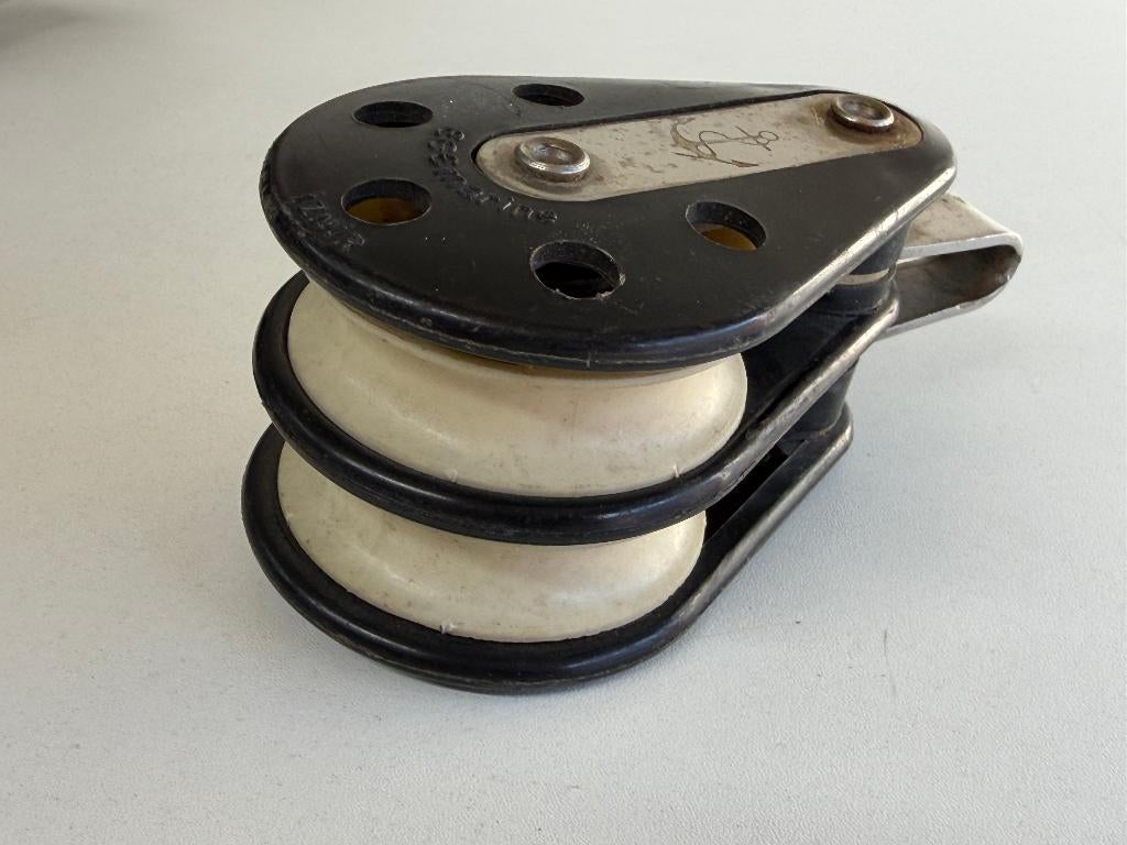 Ege Marine 2 schijfs blok 67 mm 14 mm lijn, Watersport en Boten, Ophalen of Verzenden, Gebruikt, Lijn of Blok