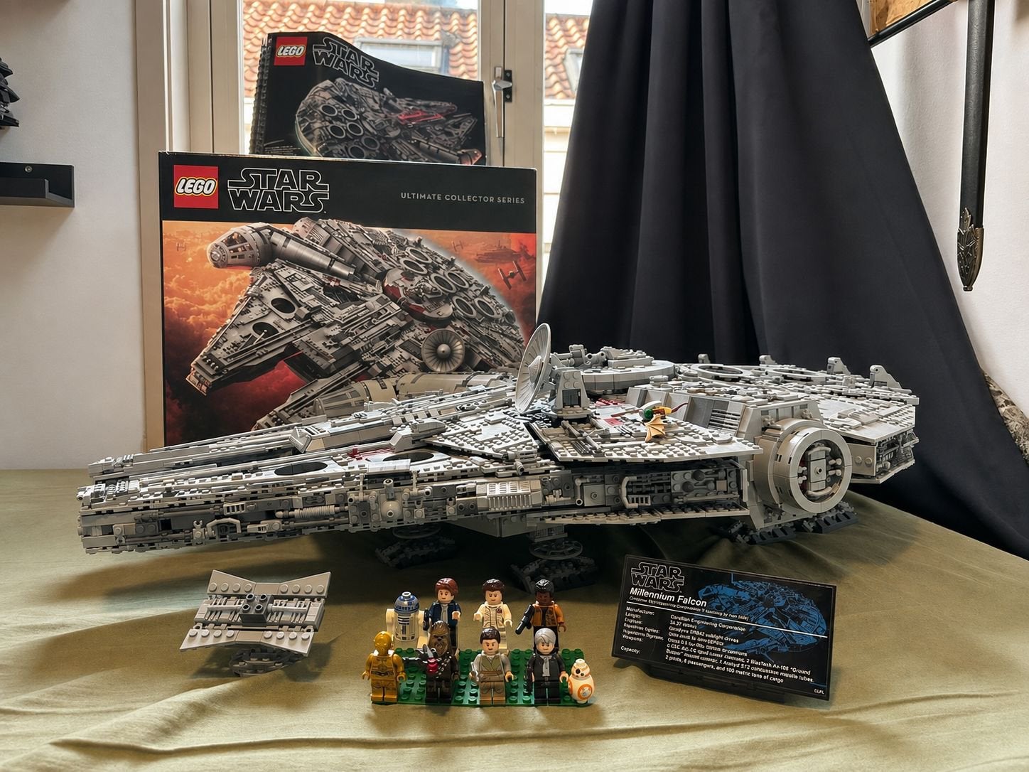 Lego millennium falcon ucs 2nd edition 75192 star wars, Ophalen of Verzenden, Zo goed als nieuw