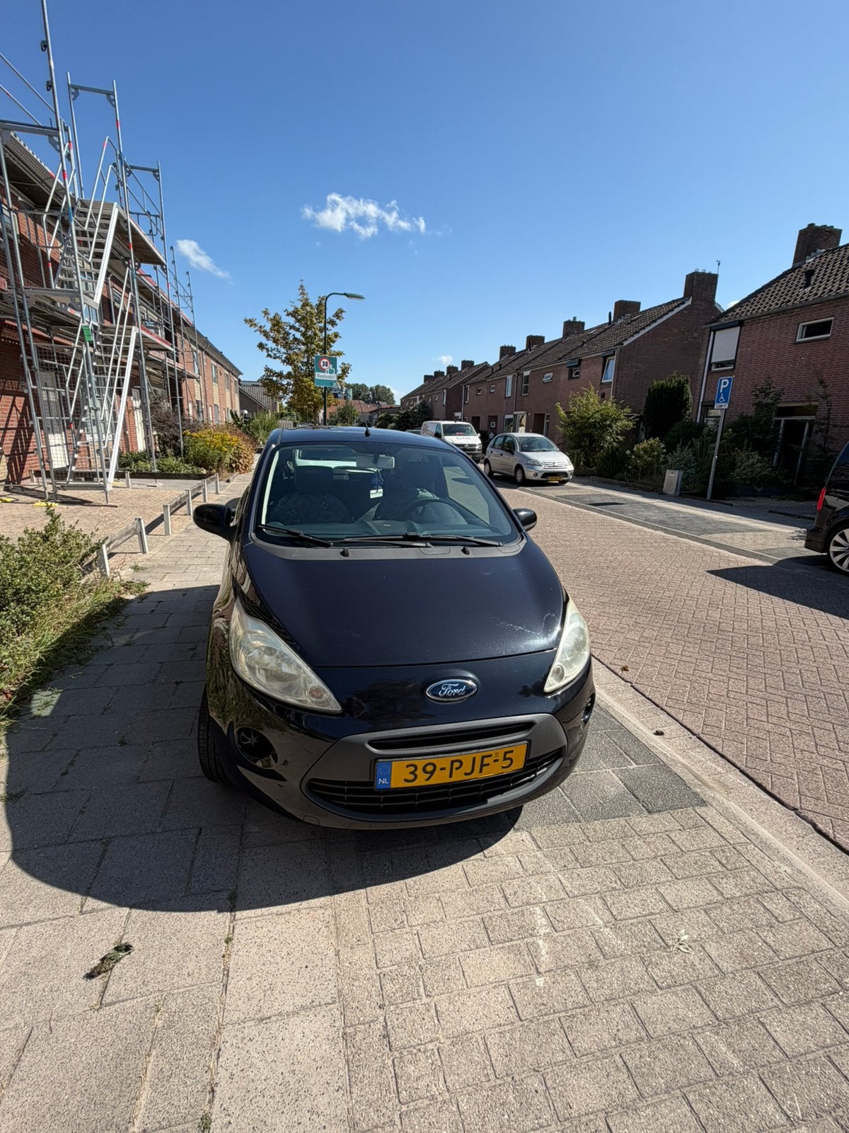 Ford Ka 1.2 69pk 2011 Zwart, Auto's, Voorwielaandrijving, 1242 cc, 4 cilinders, 4 stoelen