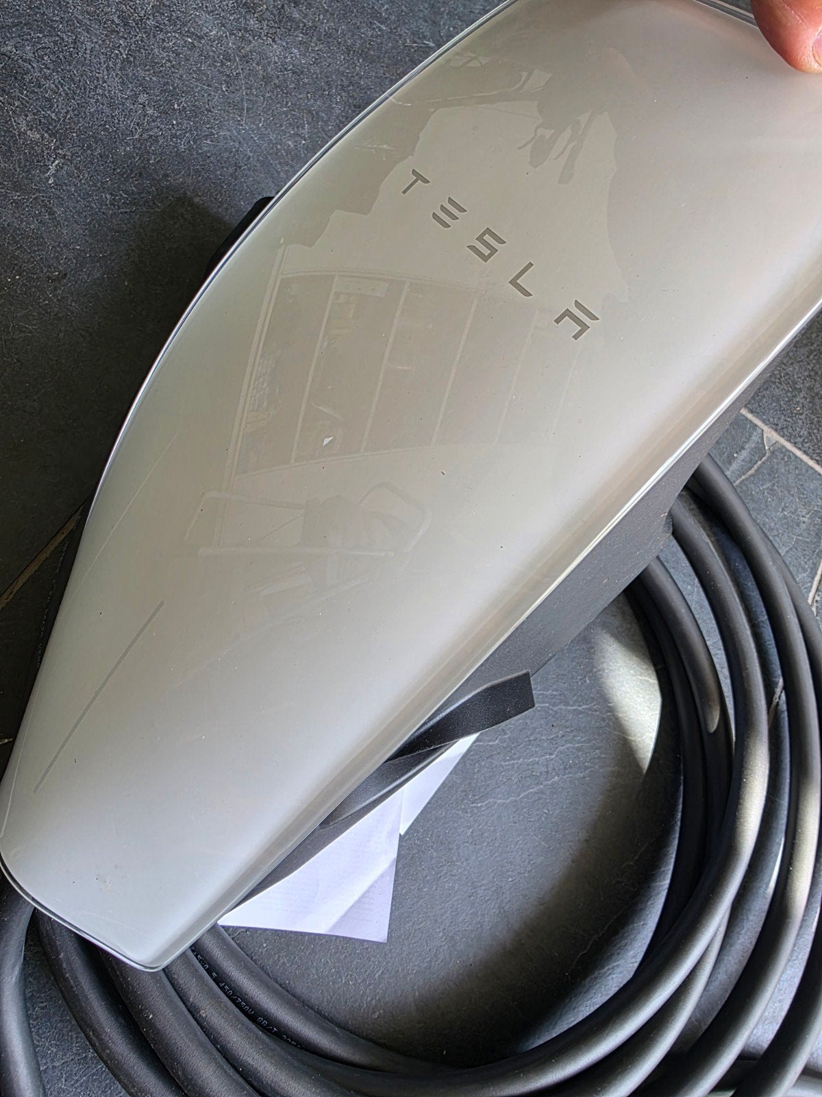 Tesla Wall Connector Gen 3 Laadpaal Nieuw 570 €, Auto diversen, Laadpalen, Ophalen of Verzenden, Nieuw, Laadpaal en Laadkabel
