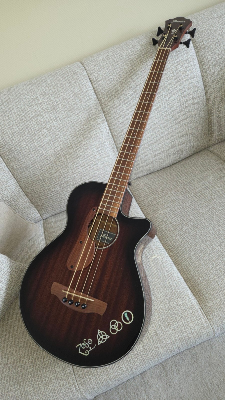 Ibanez akoestische bas, Muziek en Instrumenten, Ophalen, Zo goed als nieuw, Akoestisch