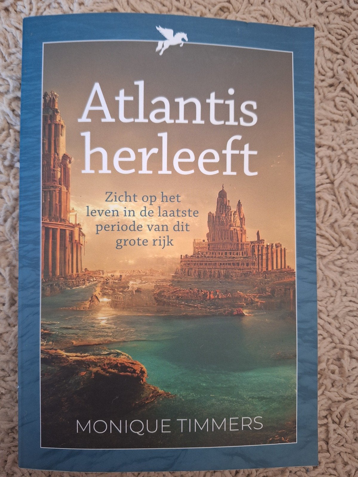 Monique Timmers - Atlantis herleeft, Ophalen, Achtergrond en Informatie, Zo goed als nieuw, Monique Timmers