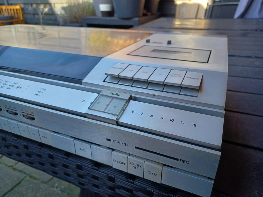 Beocenter 4600 met naald en C40 speakers. B en O B&O, Ophalen