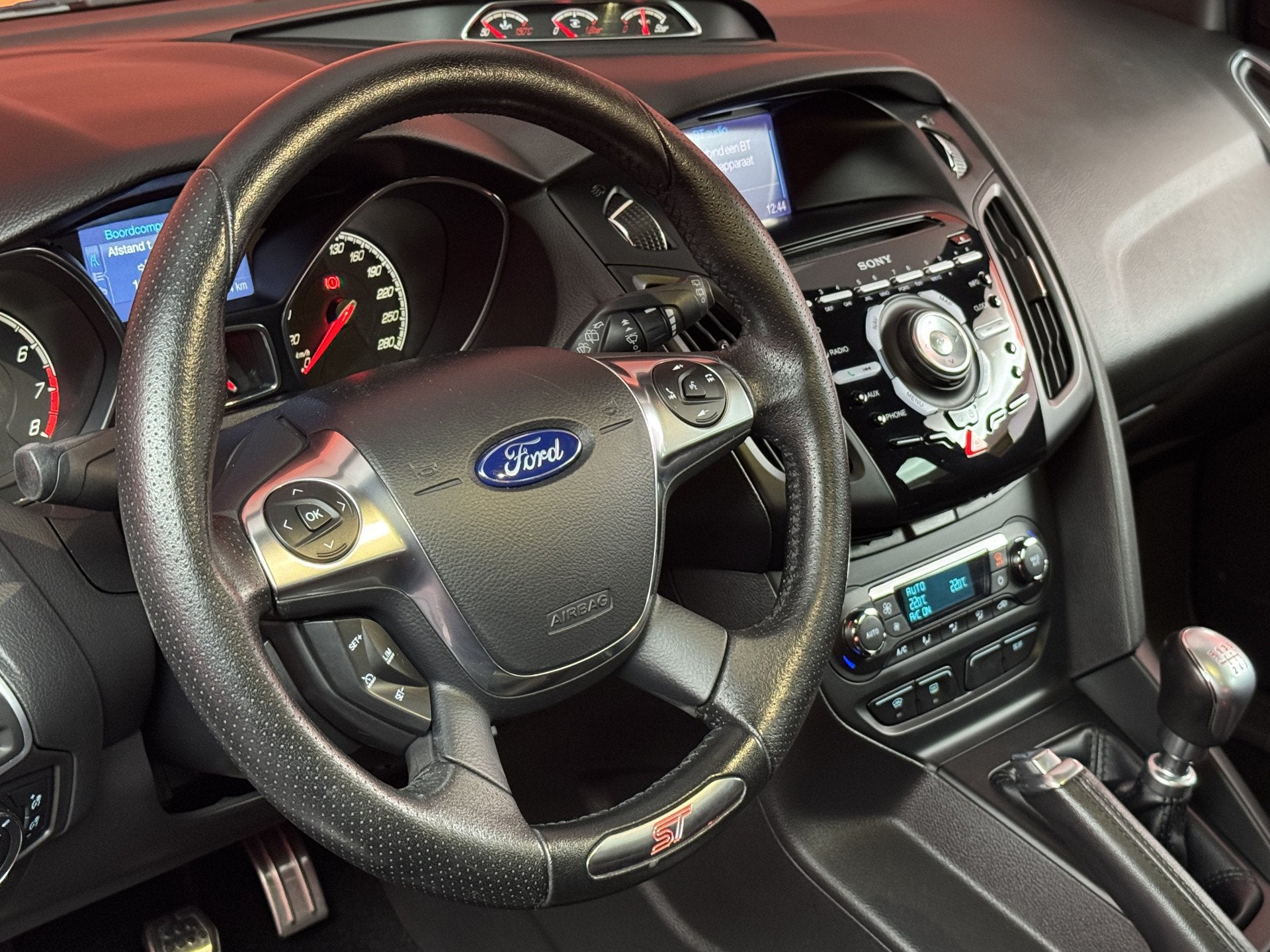 Ford FOCUS Wagon 2.0 EcoBoost ST-3 | Leer | Camera | Stoelve, Auto's, Euro 5, Gebruikt, 4 cilinders, Wit