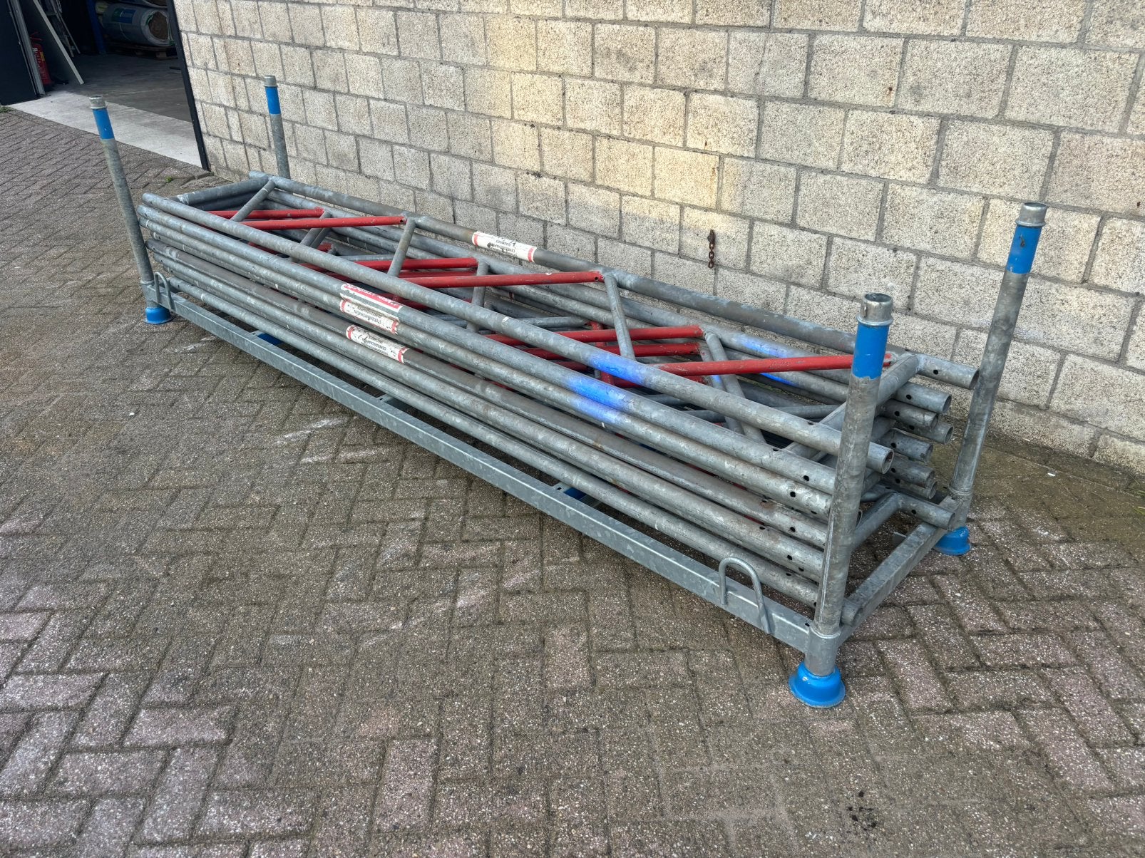 Tralieligger 300 cm - 8 stuks - 3 meter - Gebruikt - Steiger, Doe-het-zelf en Verbouw, Ophalen, Gebruikt, Gevelsteiger, 2 tot 5 meter